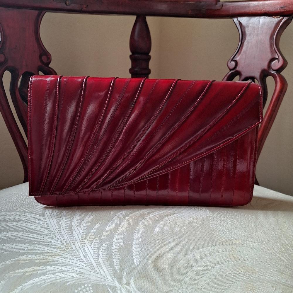 Vibtage Red/Burgundy Eel Leather Women's Bag Made In Korea - Picture 7 of 10